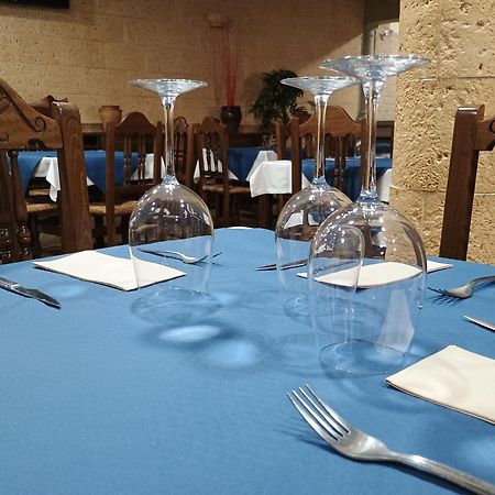 Hostal La Roda Villaluenga Kültér fotó